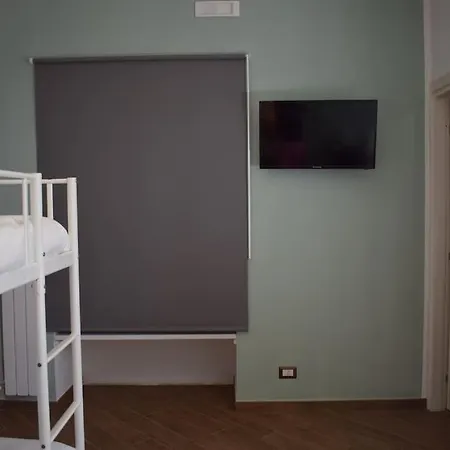 Apartment Bilocale Con Cucina E 4 Letti Chiaia Romana